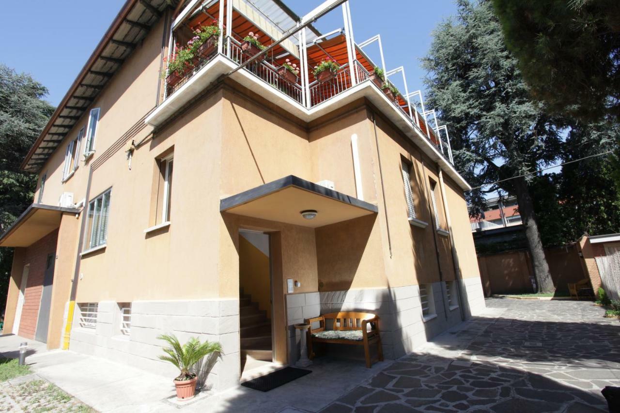 Casa Vacanze Antonia ボローニャ エクステリア 写真